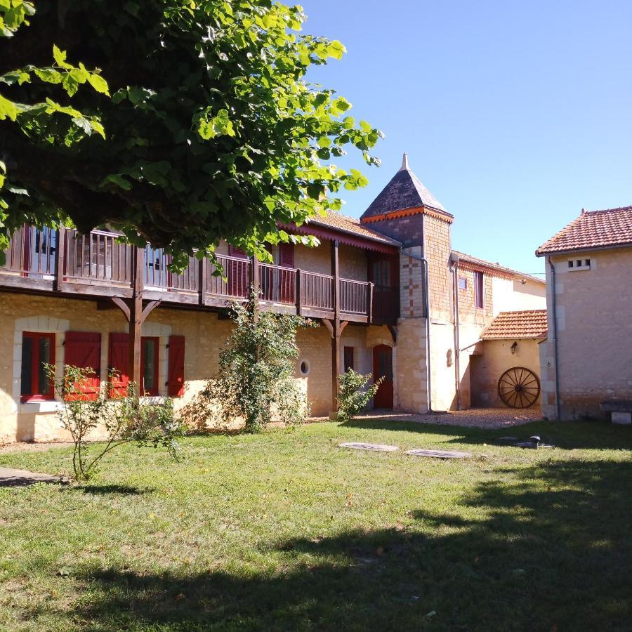 Au Repos Des Elfes Villa Braye-sous-Faye Exterior photo