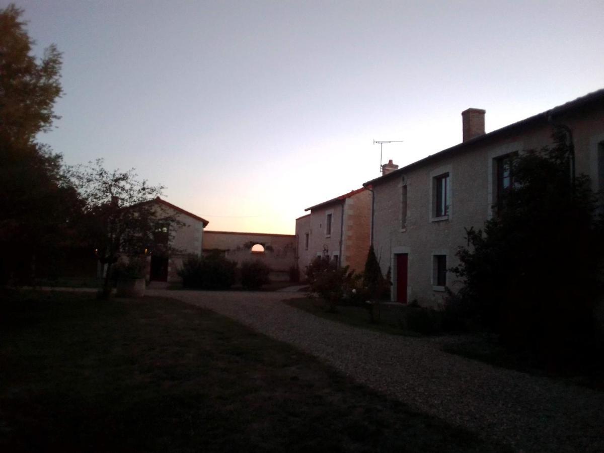 Au Repos Des Elfes Villa Braye-sous-Faye Exterior photo